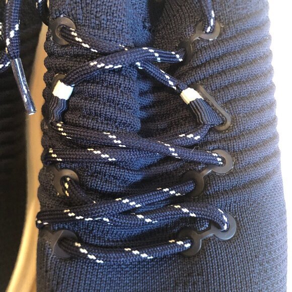 Tommy Bahama Golf navy blue mesh performance sneakers sz 7.5 - Picture 2 of 14